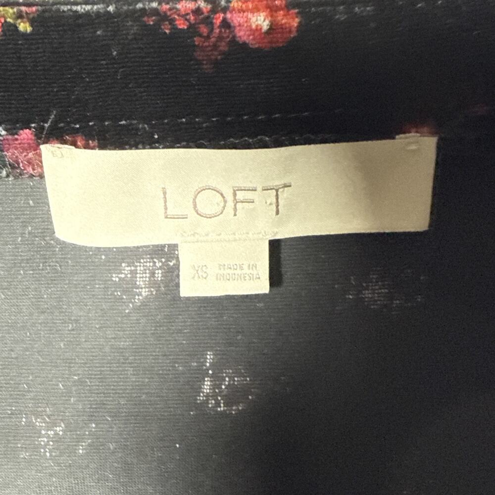 LOFT Black Velvet Puff-Sleeve Top - Picture 2 of 7